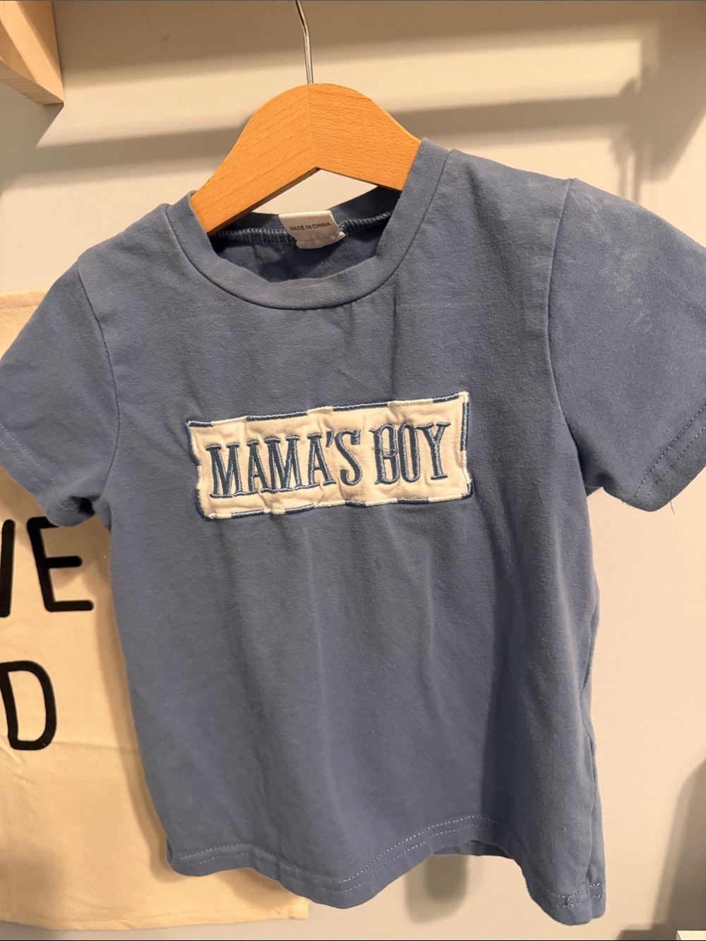 Boys appliqué  "Mama's Boy" Short Sleeve Tee - Blue